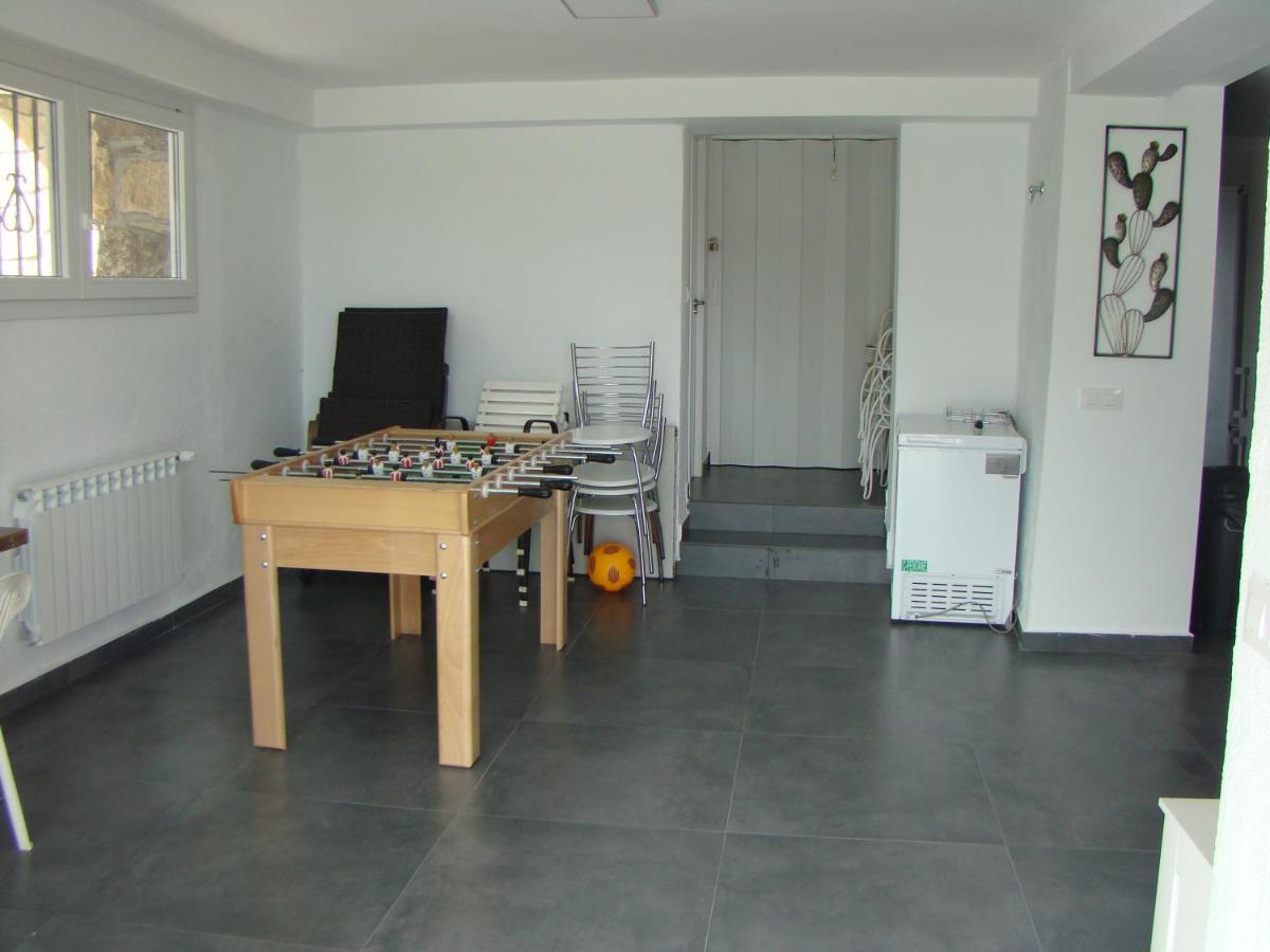 Chalet Con Piscina Y Bbq Para 10 Personas San Martín de Valdeiglesias Exterior photo